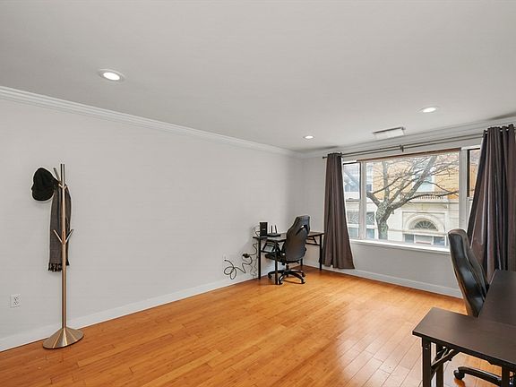 3rd image of 289 Essex St APT 202