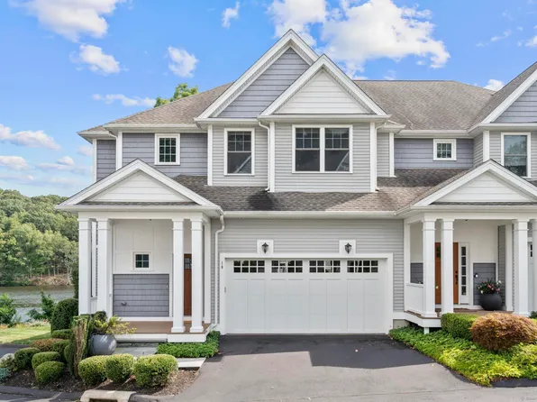 500 River Road #10, Shelton, CT 06484