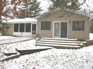 201 Bluegill Lake Rd, Harrison, MI 48625