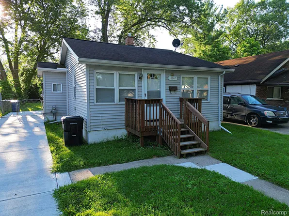 18860 Norborne, Redford, MI 48240