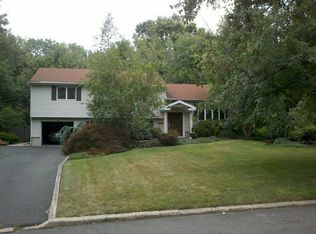 236 West Pl, Township Of Washington, NJ 07676