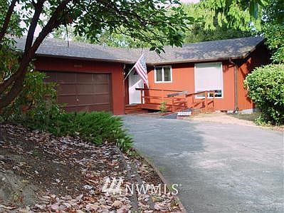 1st image of 2424 Woodside Circle