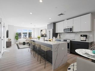 25 2nd St #403, Chelsea, MA 02150
