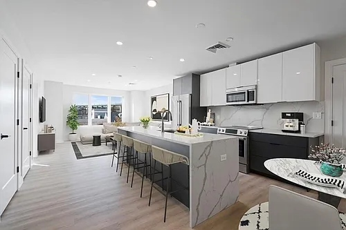 25 2nd St #403 Photo 1