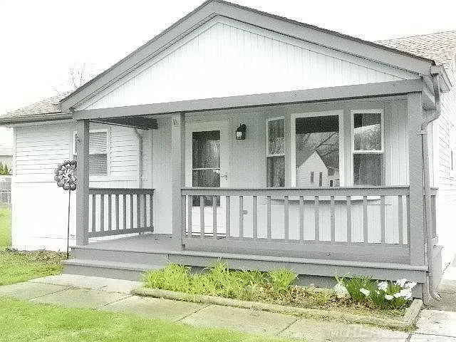 50611 Walpole photo 1