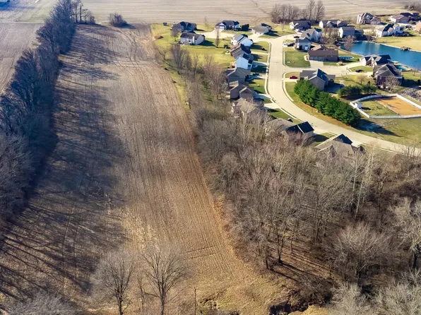 8938 Schmalz Rd, Saint Jacob, IL 62281