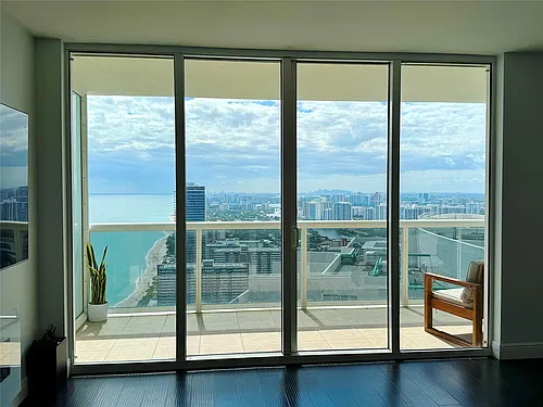 1830 S Ocean Dr #4905 Photo 1