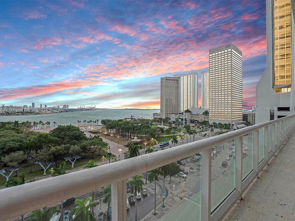 1st image of 50 Biscayne Blvd APT 803