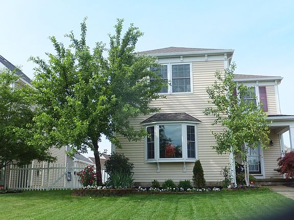 2nd image of 1150 Chapman Ln Unit 17