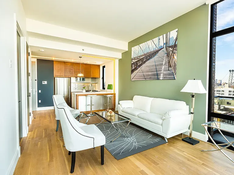 146 S 4th St #11F — Photo 4