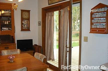 Dining area
						:
						These doors lead to the large deck in the back yard