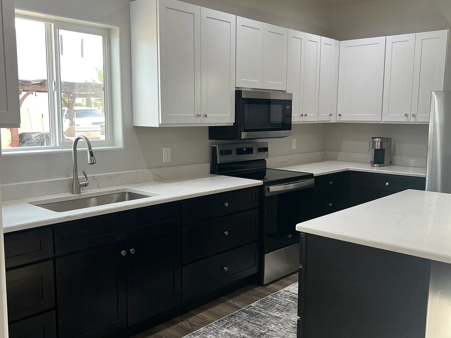 1 bed, 750 sqft, $1,350 — Photo 4