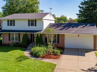 846 Cherry Ln, Waterville, OH 43566