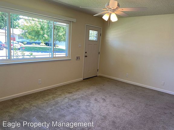 3rd image of 6980 Maita Cir