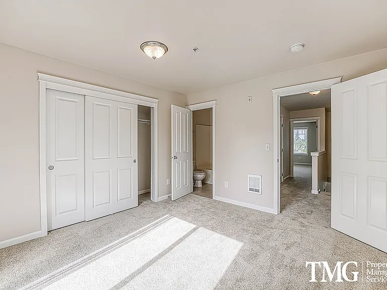 15075 SE Powell Blvd — Photo 9