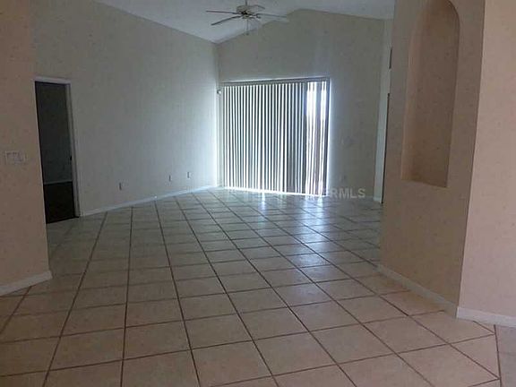 3rd image of 31202 Baclan Dr