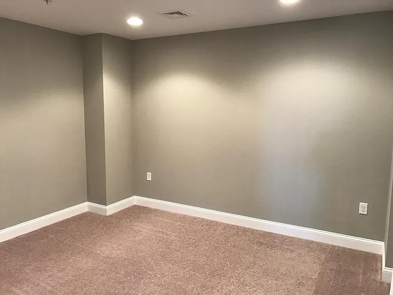11 W Market St #405 — Photo 9