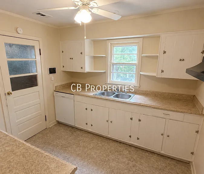 2806 Scotland Rd — Photo 2