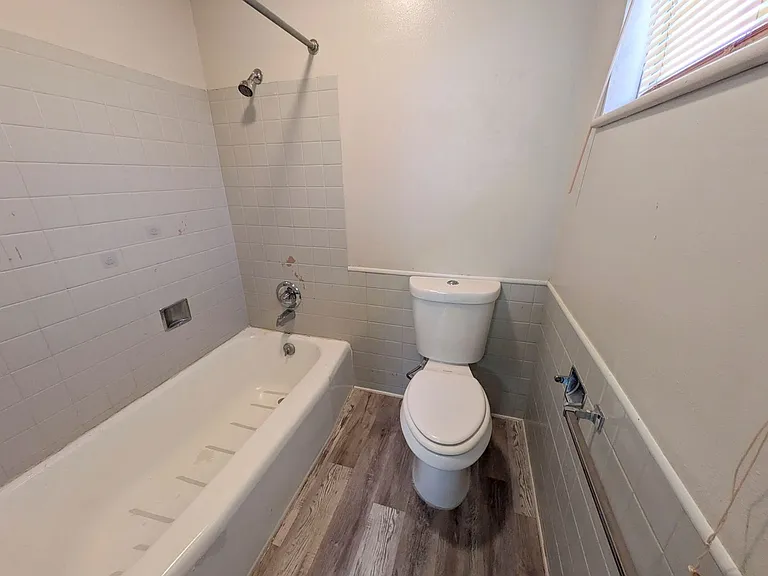 1907 Link Ave — Photo 15