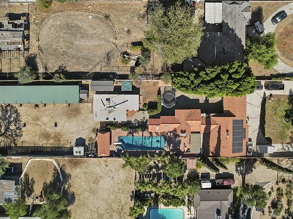 4th image of 11343 Orcas Ave