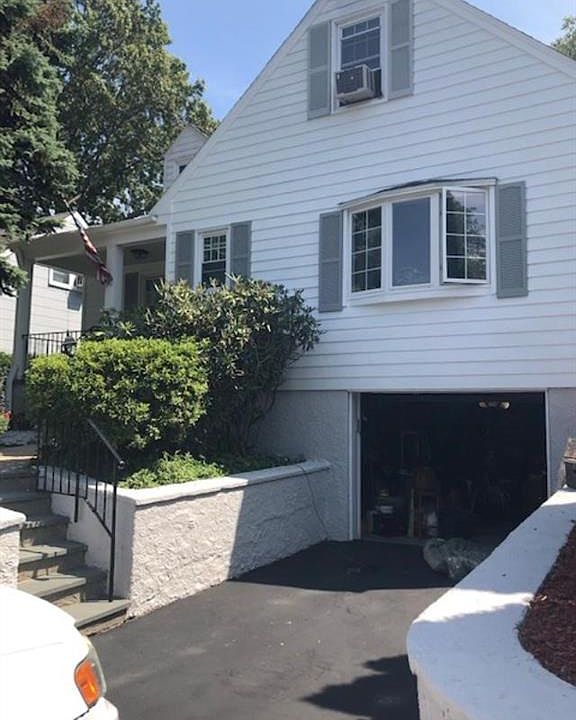 1st image of 38 Fowler Ave