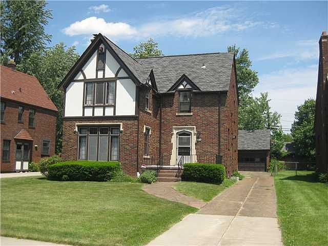 1st image of 318 Deerhurst Park Blvd
