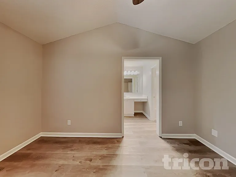 120 Villavista Trce — Photo 6