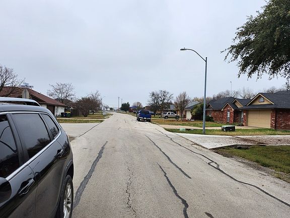 5th image of 209 Vista Ridge Dr