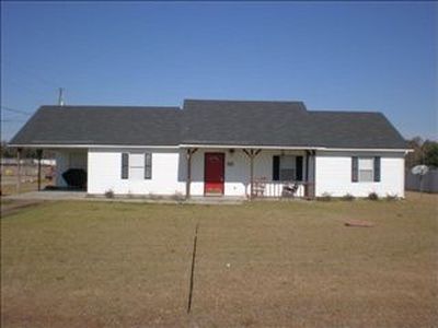 56 Knowles Rd, Ray City, GA, 31645