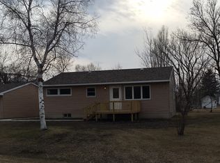 423 Washington Ave, Arvilla, ND 58214