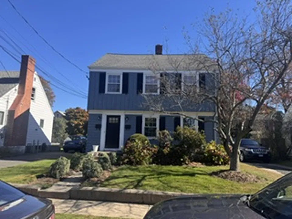 53-55 Bungalow Ave #53