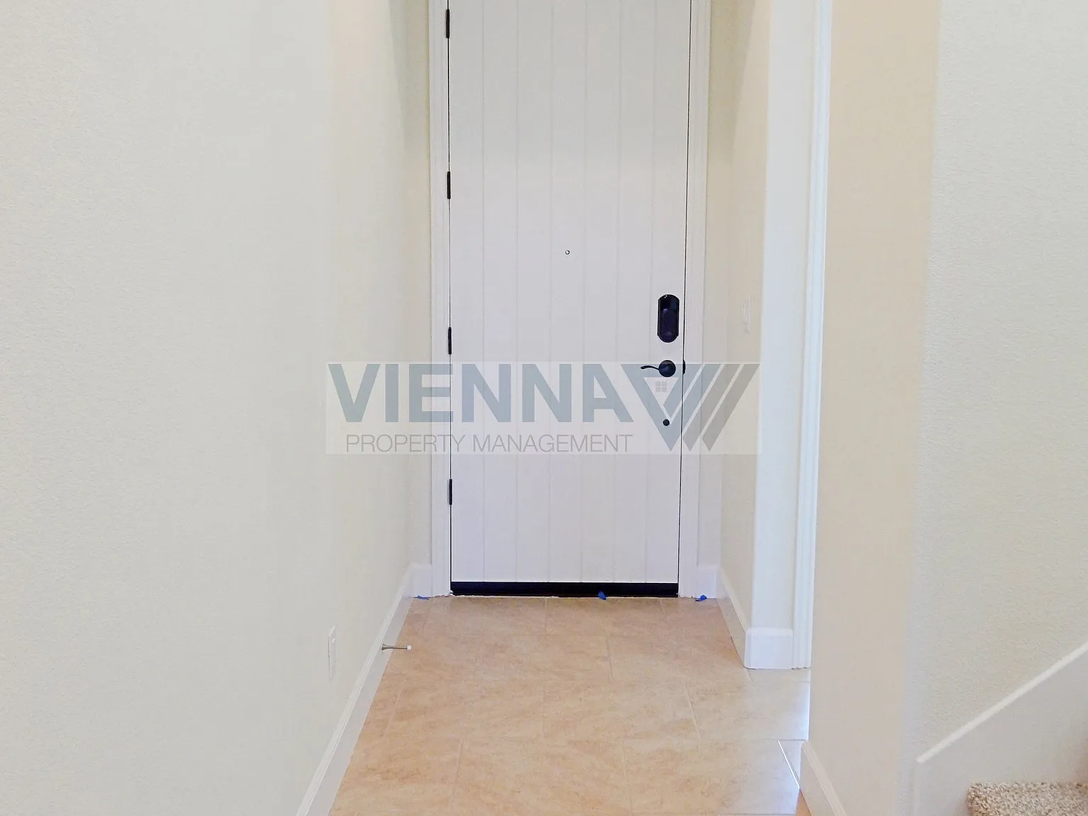4 bed, 3.0 bath, 2194 sqft, $3,295 — Photo 3