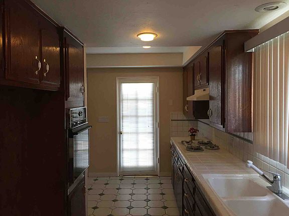 5th image of 9229 Firebird Ave