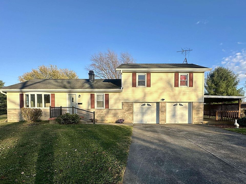 1st image of 1920 N Pioneer Ln