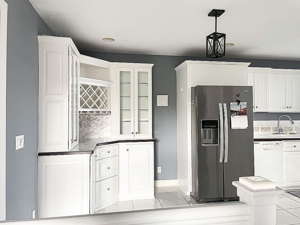 1st image of 50739 Harbourview Dr
