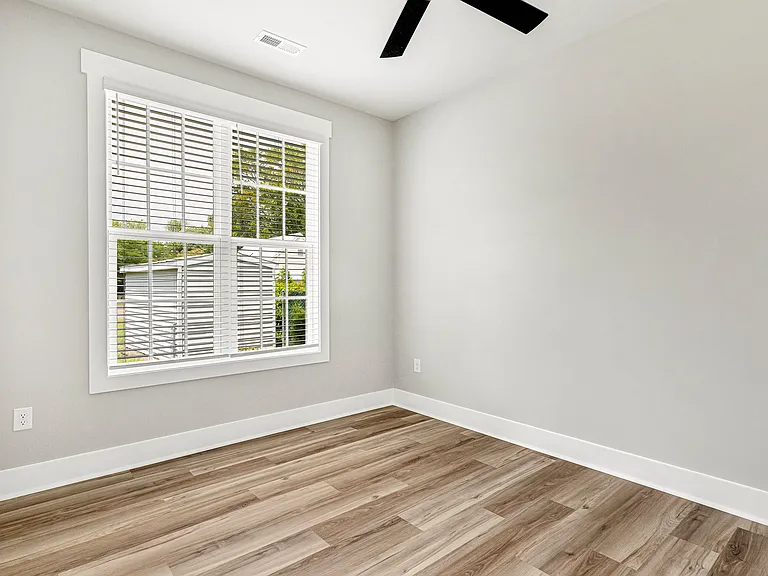 8269 Wonderland Ln — Photo 25