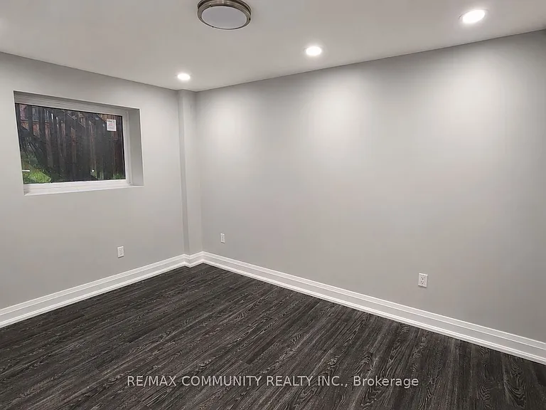 2364 Dobbinton St #BASEMENT — Photo 3