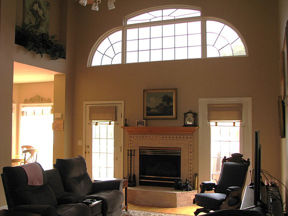 2nd image of 1576 Smoky View Dr