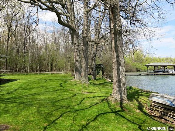 3rd image of 4961 Island View Dr