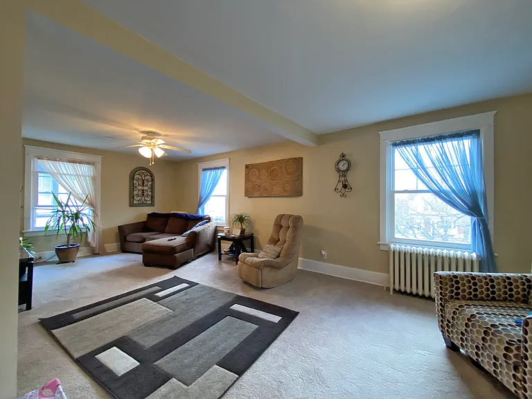 1107 W Broad St #2 — Photo 12