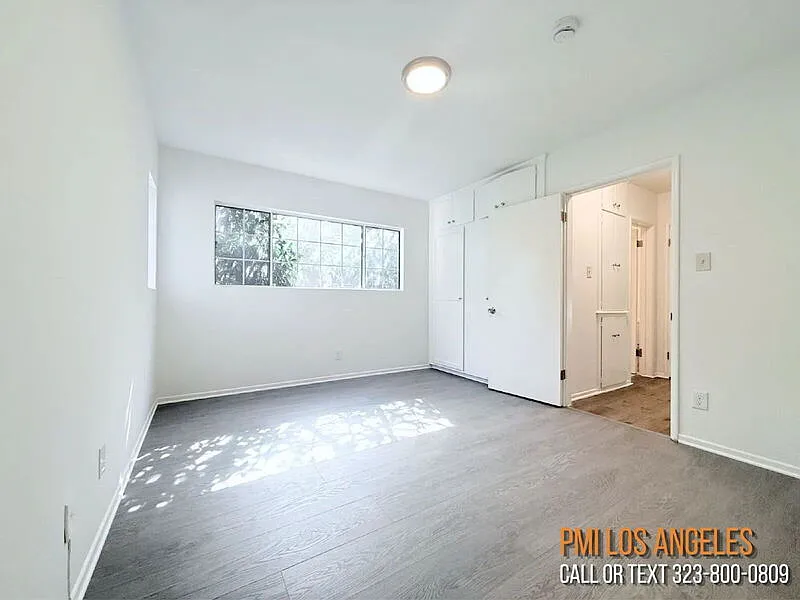 2 bed, 1.0 bath, 834 sqft, $2,850 — Photo 3