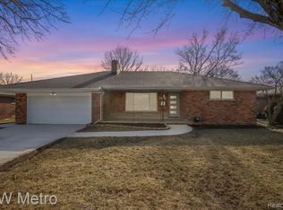 22418 Rio Vista St, Saint Clair Shores, MI