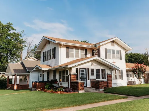 302 W 9th St, Chandler, OK 74834