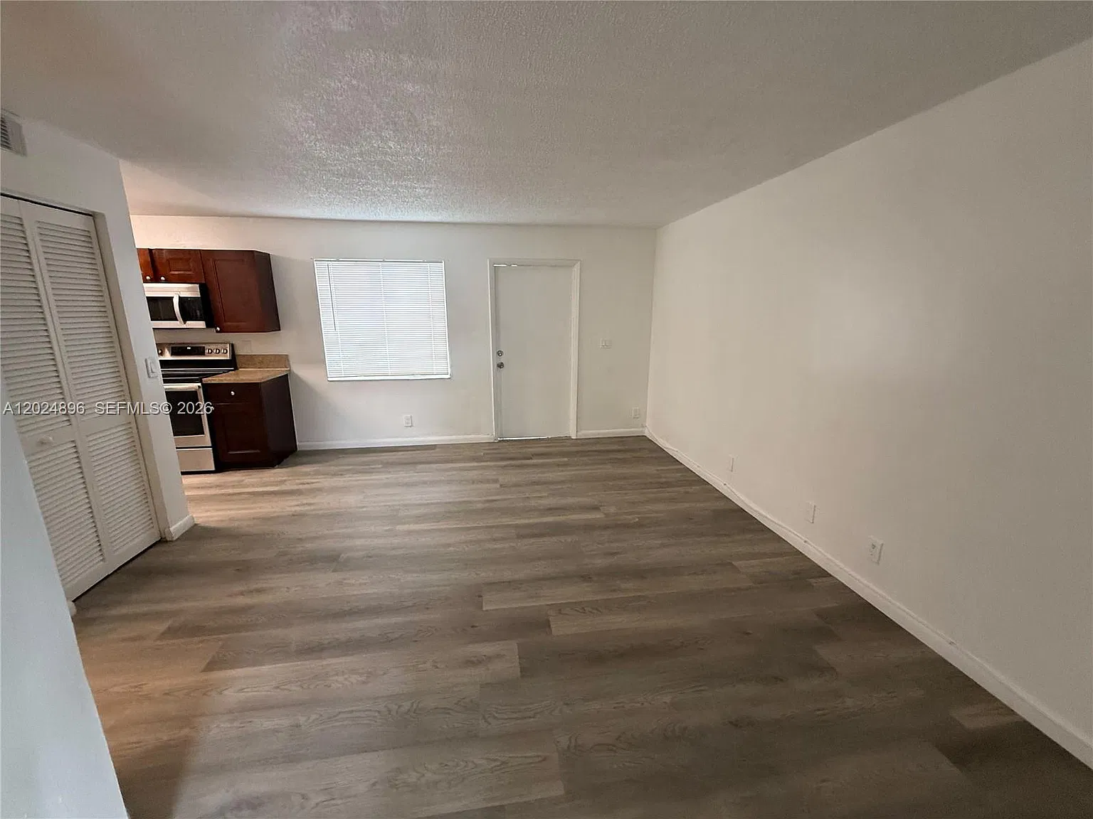 Pembroke Pines No 3 — Photo 4