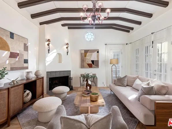 2223 Cloverfield Blvd, Santa Monica, CA 90405