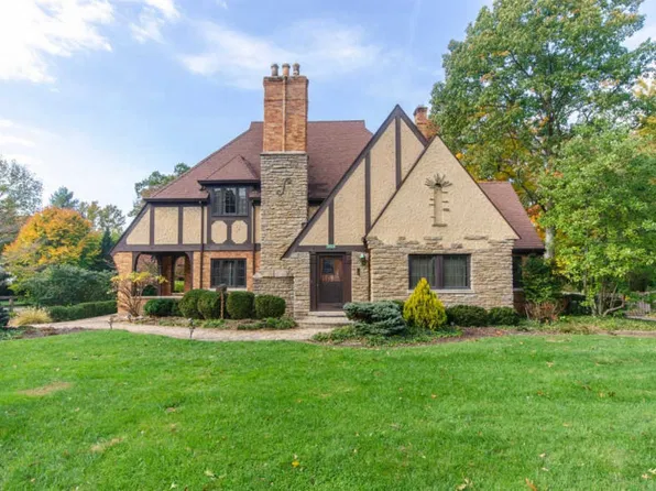 6243 Orchard Ln, Cincinnati, OH 45213