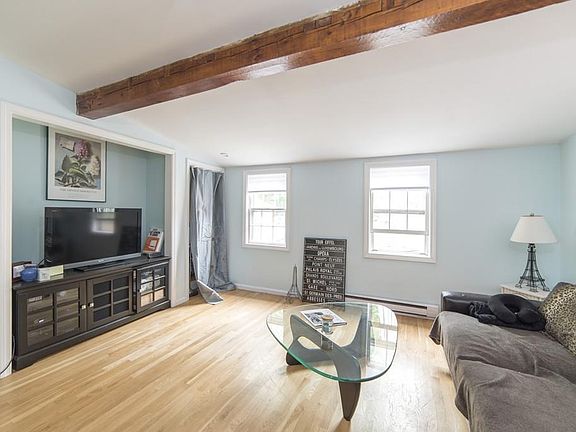 3rd image of 22 South St