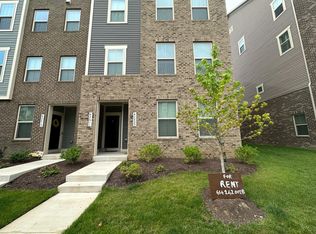 42609 Burbank Ter, Sterling, VA 20166