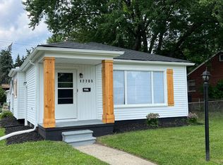 17705 Stephens Dr, Eastpointe, MI 48021