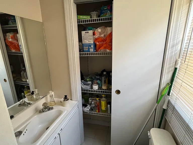 96 Lawton St #1 — Photo 12